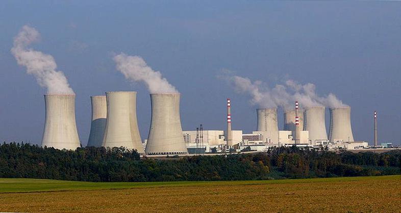 Planta nuclear en Dukovany, en la República Checa.